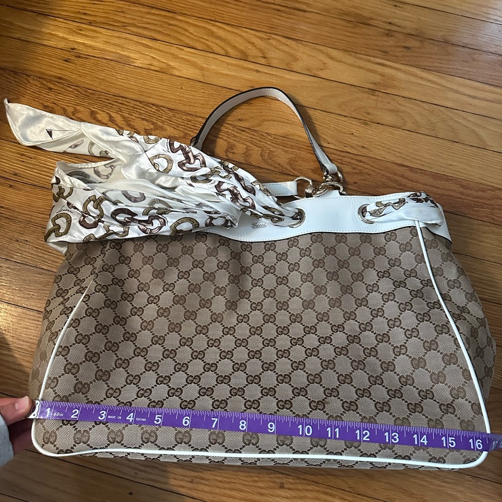 Gucci GG Monogram Canvas Positano Tote Bag - Picture 8 of 9